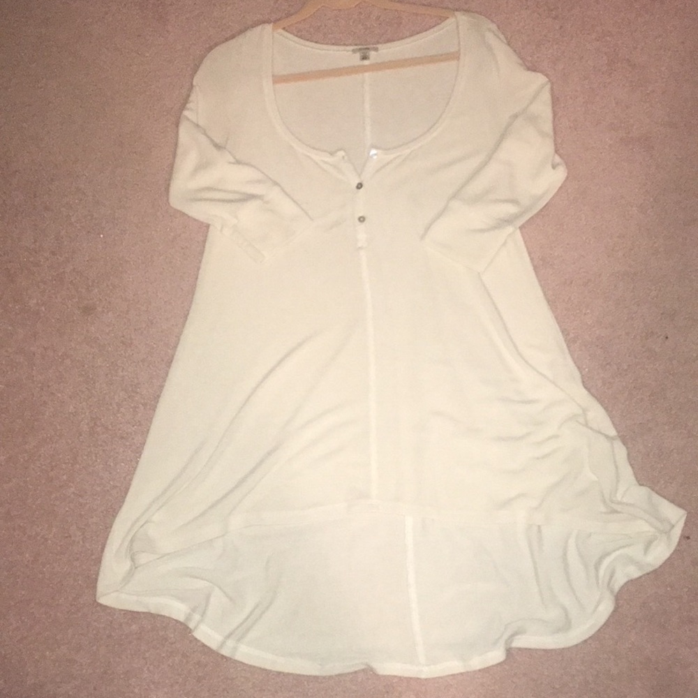 Ecoté Cream Tunic Sweater